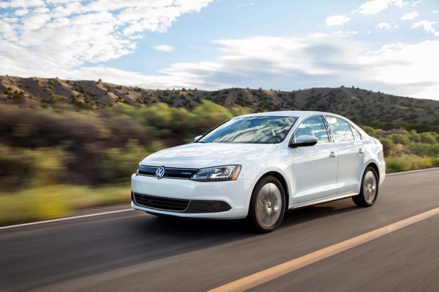  Volkswagen Jetta Hybrid 2012 года  (фото 31 из 133)